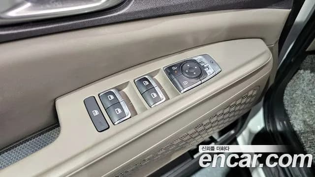 2025 Kia The New Carnival 4th Gen HEV 9 seater Prestige Sold VIN KNANB81ABSS097984 – interior seats 2025 Kia The New Carnival 4th Gen HEV 9 seater Prestige Sold VIN KNANB81ABSS097984 – interior seats