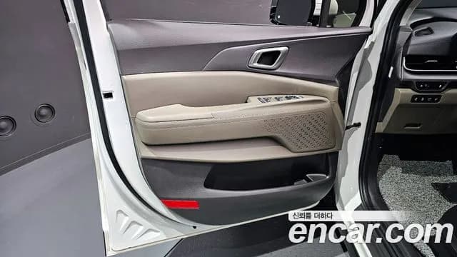 2025 Kia The New Carnival 4th Gen HEV 9 seater Prestige Sold VIN KNANB81ABSS097984 – photo 19 2025 Kia The New Carnival 4th Gen HEV 9 seater Prestige Sold VIN KNANB81ABSS097984 – photo 19