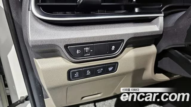 2025 Kia The New Carnival 4th Gen HEV 9 seater Prestige Sold VIN KNANB81ABSS097984 – photo 22 2025 Kia The New Carnival 4th Gen HEV 9 seater Prestige Sold VIN KNANB81ABSS097984 – photo 22