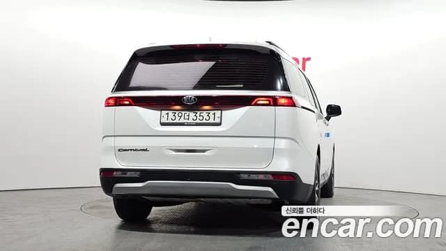2021 Kia Carnival 4Generation 9-Seater Prestige Sold VIN KNANB81BBMS010273 – trunk area 2021 Kia Carnival 4Generation 9-Seater Prestige Sold VIN KNANB81BBMS010273 – trunk area