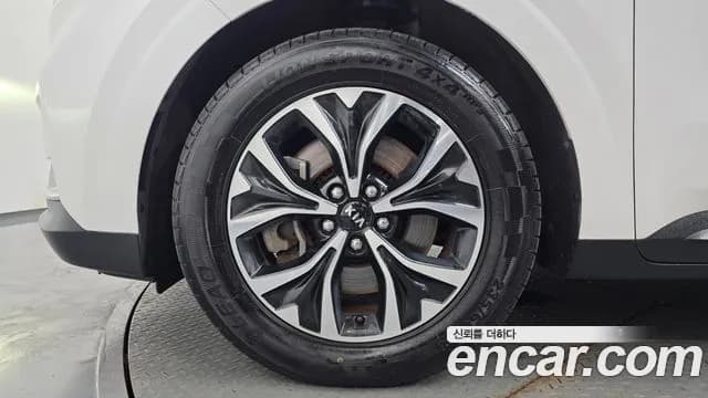 2021 Kia Carnival 4Generation 9-Seater Prestige Sold VIN KNANB81BBMS010285 – undercarriage 2021 Kia Carnival 4Generation 9-Seater Prestige Sold VIN KNANB81BBMS010285 – undercarriage
