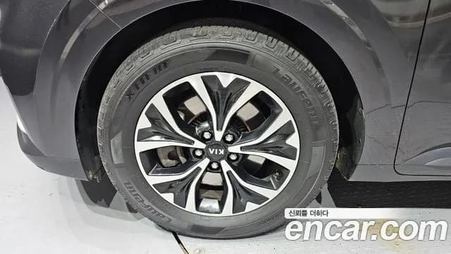 2021 Kia Carnival 4Generation 9-Seater Prestige Sold VIN KNANB81BBMS011266 – rear exterior 2021 Kia Carnival 4Generation 9-Seater Prestige Sold VIN KNANB81BBMS011266 – rear exterior