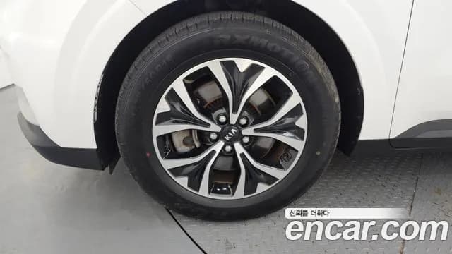2021 Kia Carnival 4Generation 9-Seater Prestige Sold VIN KNANB81BBMS011442 – photo 15 2021 Kia Carnival 4Generation 9-Seater Prestige Sold VIN KNANB81BBMS011442 – photo 15