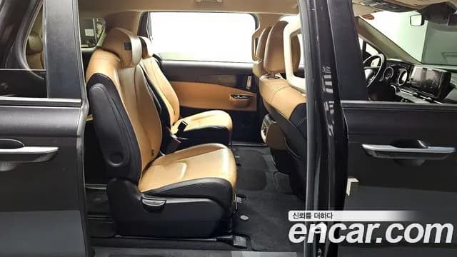 2021 Kia Carnival 4Generation 9-Seater Prestige Sold VIN KNANB81BBMS033987 – photo 15 2021 Kia Carnival 4Generation 9-Seater Prestige Sold VIN KNANB81BBMS033987 – photo 15