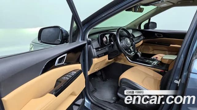 2021 Kia Carnival 4th Gen 9-Seater Prestige Sold VIN KNANB81BBMS042506 – rear exterior 2021 Kia Carnival 4th Gen 9-Seater Prestige Sold VIN KNANB81BBMS042506 – rear exterior