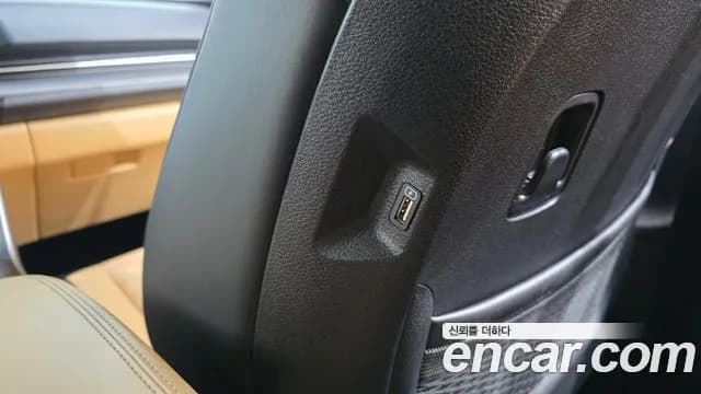 2021 Kia Carnival 4th Gen 9-Seater Prestige Sold VIN KNANB81BBMS057502 – exterior detail 2021 Kia Carnival 4th Gen 9-Seater Prestige Sold VIN KNANB81BBMS057502 – exterior detail