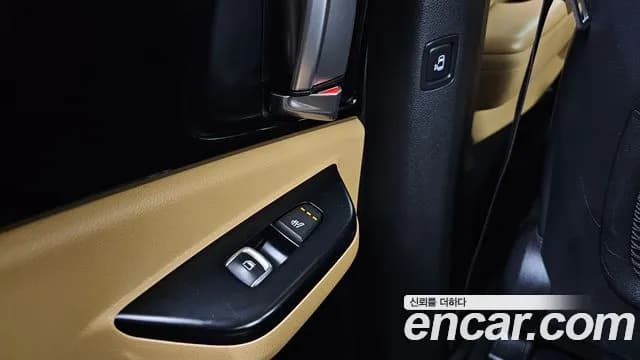 2021 Kia Carnival 4th Gen 9-Seater Prestige Sold VIN KNANB81BBMS077330 – rear exterior 2021 Kia Carnival 4th Gen 9-Seater Prestige Sold VIN KNANB81BBMS077330 – rear exterior