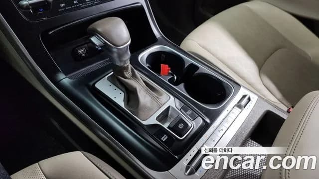 2021 Kia Carnival 4Generation 9-Seater Prestige Sold VIN KNANB81BBMS081332 – photo 15 2021 Kia Carnival 4Generation 9-Seater Prestige Sold VIN KNANB81BBMS081332 – photo 15