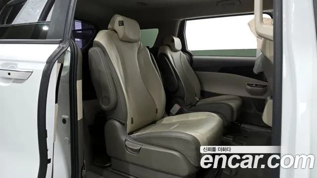 2021 Kia Carnival 4Generation 9-Seater Prestige Sold VIN KNANB81BBMS108591 – rear exterior 2021 Kia Carnival 4Generation 9-Seater Prestige Sold VIN KNANB81BBMS108591 – rear exterior