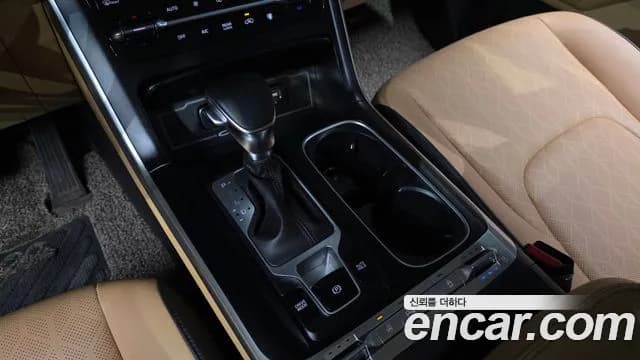 2022 Kia Carnival 4Generation 9-Seater Prestige Sold VIN KNANB81BBNS162710 – exterior detail 2022 Kia Carnival 4Generation 9-Seater Prestige Sold VIN KNANB81BBNS162710 – exterior detail
