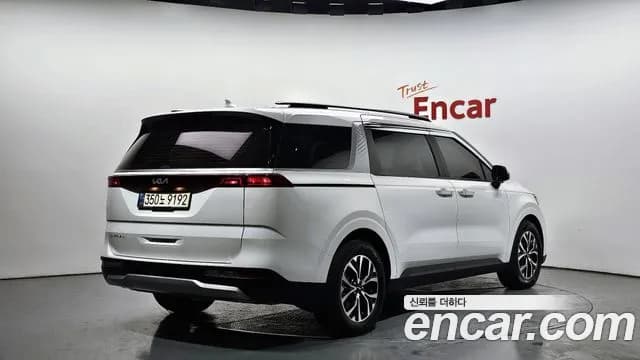 2022 Kia Carnival 4Generation 9-Seater Prestige Sold VIN KNANB81BBNS165814 – interior seats 2022 Kia Carnival 4Generation 9-Seater Prestige Sold VIN KNANB81BBNS165814 – interior seats