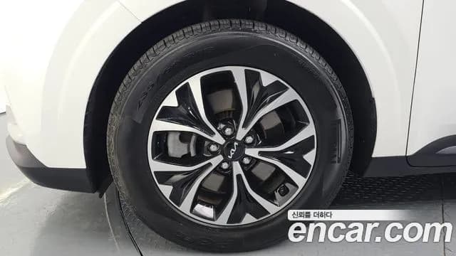 2022 Kia Carnival 4Generation 9-Seater Prestige Sold VIN KNANB81BBNS165814 – exterior detail 2022 Kia Carnival 4Generation 9-Seater Prestige Sold VIN KNANB81BBNS165814 – exterior detail