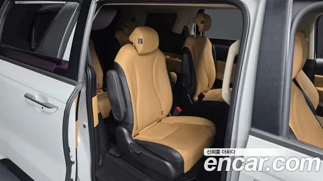2022 Kia Carnival 4Generation 9-Seater Prestige Sold VIN KNANB81BBNS178932 – interior seats 2022 Kia Carnival 4Generation 9-Seater Prestige Sold VIN KNANB81BBNS178932 – interior seats