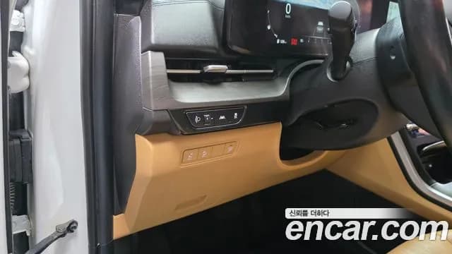 2022 Kia Carnival 4Generation 9-Seater Prestige Sold VIN KNANB81BBNS178932 – trunk area 2022 Kia Carnival 4Generation 9-Seater Prestige Sold VIN KNANB81BBNS178932 – trunk area