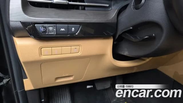 2023 Kia Carnival 4Generation 9-Seater Prestige Sold VIN KNANB81BBPS201137 – photo 17 2023 Kia Carnival 4Generation 9-Seater Prestige Sold VIN KNANB81BBPS201137 – photo 17