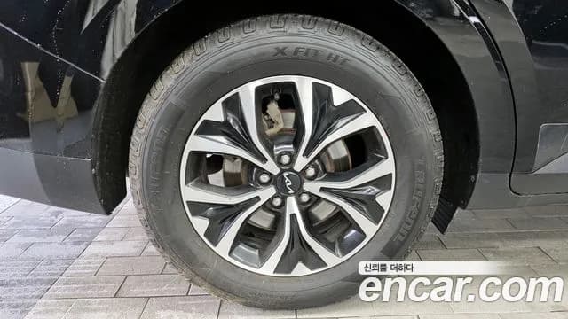 2023 Kia Carnival 4th Gen 9-Seater Prestige Sold VIN KNANB81BBPS213969 – photo 12 2023 Kia Carnival 4th Gen 9-Seater Prestige Sold VIN KNANB81BBPS213969 – photo 12