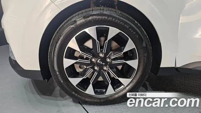 2023 Kia Carnival 4Generation 9-Seater Prestige Sold VIN KNANB81BBPS216176 – front exterior 2023 Kia Carnival 4Generation 9-Seater Prestige Sold VIN KNANB81BBPS216176 – front exterior