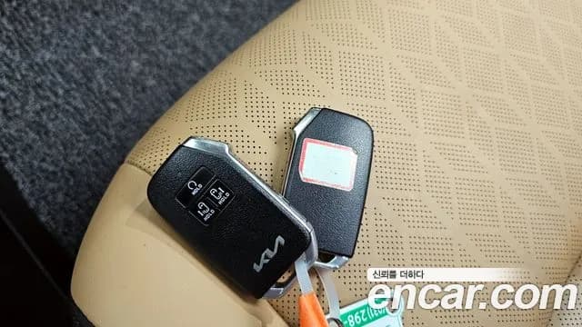 2023 Kia Carnival 4Generation 9-Seater Prestige Sold VIN KNANB81BBPS253503 – trunk area 2023 Kia Carnival 4Generation 9-Seater Prestige Sold VIN KNANB81BBPS253503 – trunk area