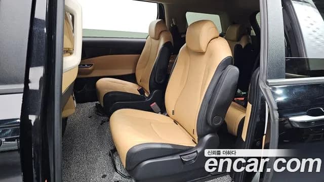 2023 Kia Carnival 4Generation 9-Seater Prestige Sold VIN KNANB81BBPS266286 – exterior detail 2023 Kia Carnival 4Generation 9-Seater Prestige Sold VIN KNANB81BBPS266286 – exterior detail