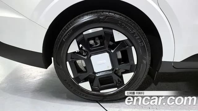 2024 Kia The New Carnival 4th Gen 9-Seater Prestige Sold VIN KNANB81BBRS435427 – front exterior 2024 Kia The New Carnival 4th Gen 9-Seater Prestige Sold VIN KNANB81BBRS435427 – front exterior