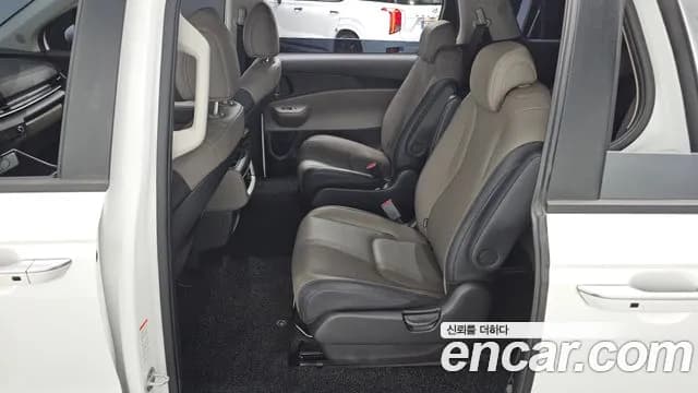 2025 Kia The New Carnival 4th Gen 9-Seater Prestige Sold VIN KNANB81BBSS507396 – photo 11 2025 Kia The New Carnival 4th Gen 9-Seater Prestige Sold VIN KNANB81BBSS507396 – photo 11