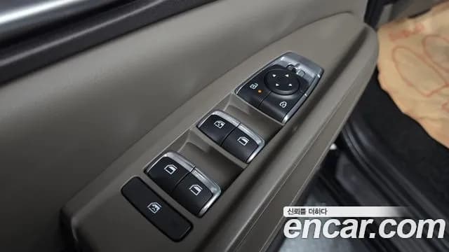 2025 Kia The New Carnival 4th Gen 9-Seater Prestige Sold VIN KNANB81BBSS519194 – photo 11 2025 Kia The New Carnival 4th Gen 9-Seater Prestige Sold VIN KNANB81BBSS519194 – photo 11