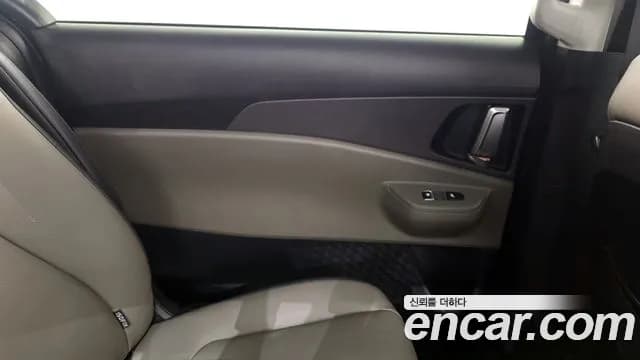 2025 Kia The New Carnival 4th Gen 9-Seater Prestige Sold VIN KNANB81BBSS520692 – dashboard 2025 Kia The New Carnival 4th Gen 9-Seater Prestige Sold VIN KNANB81BBSS520692 – dashboard