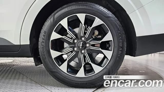 2022 Kia Carnival 4th Gen Gasoline 9-Seater Noblesse Sold VIN KNANC813BNS174087 – photo 13 2022 Kia Carnival 4th Gen Gasoline 9-Seater Noblesse Sold VIN KNANC813BNS174087 – photo 13