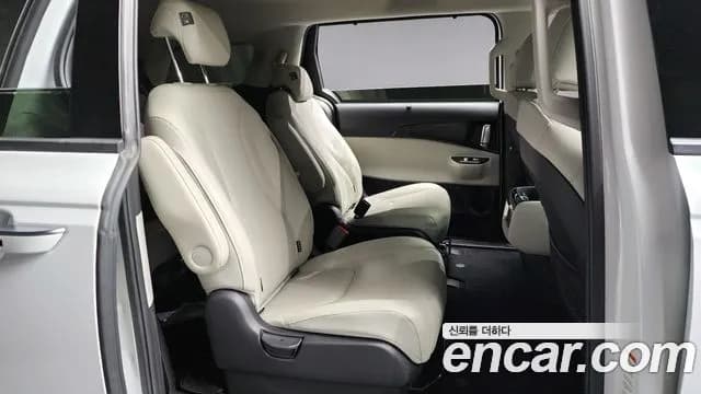 2023 Kia Carnival 4Generation Gasoline 9-Seater Noblesse Sold VIN KNANC813BPS312176 – trunk area 2023 Kia Carnival 4Generation Gasoline 9-Seater Noblesse Sold VIN KNANC813BPS312176 – trunk area