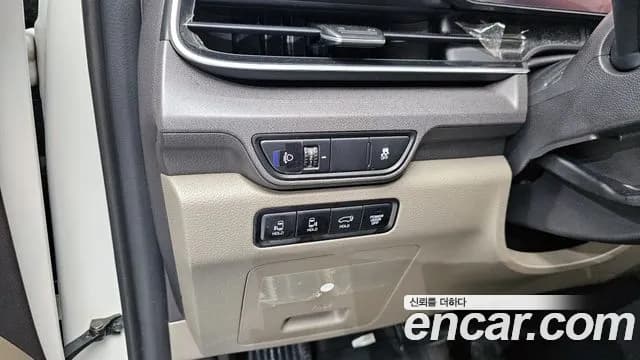 2025 Kia The New Carnival 4th Gen Gasoline 9-Seater Noblesse Sold VIN KNANC813BSS470141 – interior seats 2025 Kia The New Carnival 4th Gen Gasoline 9-Seater Noblesse Sold VIN KNANC813BSS470141 – interior seats