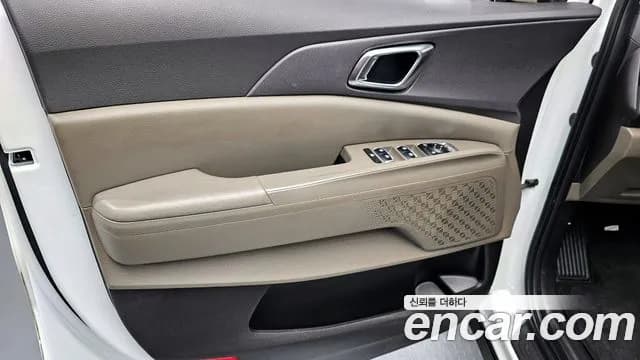 2025 Kia The New Carnival 4th Gen Gasoline 9-Seater Noblesse Sold VIN KNANC813BSS470141 – photo 33 2025 Kia The New Carnival 4th Gen Gasoline 9-Seater Noblesse Sold VIN KNANC813BSS470141 – photo 33
