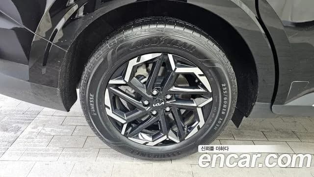 2025 Kia The New Carnival 4th Gen Gasoline 9-Seater Noblesse Sold VIN KNANC813BSS509477 – photo 20 2025 Kia The New Carnival 4th Gen Gasoline 9-Seater Noblesse Sold VIN KNANC813BSS509477 – photo 20