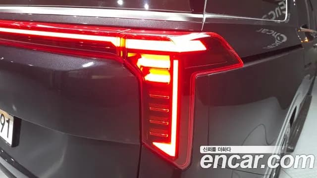 2025 Kia The New Carnival 4th Gen Gasoline 7-Seater Noblesse Sold VIN KNANC813BSS578497 – exterior detail 2025 Kia The New Carnival 4th Gen Gasoline 7-Seater Noblesse Sold VIN KNANC813BSS578497 – exterior detail