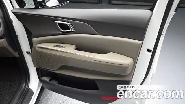 2026 Kia The New Carnival 4th Gen Gasoline 7-Seater Outdoor Sold VIN KNANC813BTS603614 – side profile 2026 Kia The New Carnival 4th Gen Gasoline 7-Seater Outdoor Sold VIN KNANC813BTS603614 – side profile