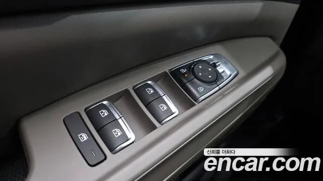 2026 Kia The New Carnival 4th Gen Gasoline 7-Seater Outdoor Sold VIN KNANC813BTS603614 – photo 22 2026 Kia The New Carnival 4th Gen Gasoline 7-Seater Outdoor Sold VIN KNANC813BTS603614 – photo 22