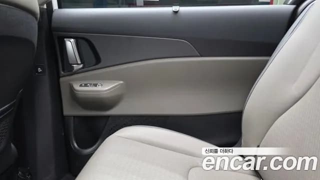 2026 Kia The New Carnival 4th Gen Gasoline 9-Seater Noblesse Sold VIN KNANC813BTS606851 – photo 22 2026 Kia The New Carnival 4th Gen Gasoline 9-Seater Noblesse Sold VIN KNANC813BTS606851 – photo 22