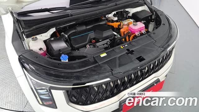 2024 Kia The New Carnival 4th Gen HEV 9seater Nobless Sold VIN KNANC81ABRS003943 – trunk area 2024 Kia The New Carnival 4th Gen HEV 9seater Nobless Sold VIN KNANC81ABRS003943 – trunk area