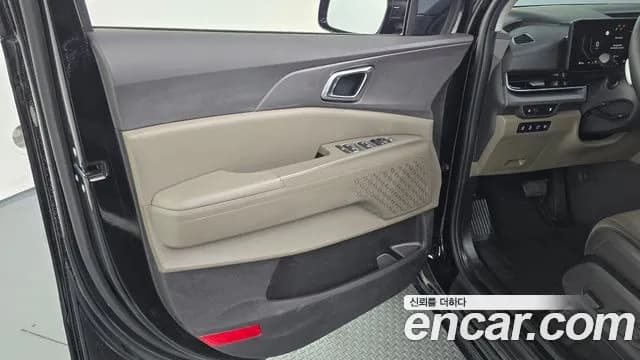 2024 Kia The New Carnival 4th Gen HEV 9seater Nobless Sold VIN KNANC81ABRS008829 – interior seats 2024 Kia The New Carnival 4th Gen HEV 9seater Nobless Sold VIN KNANC81ABRS008829 – interior seats