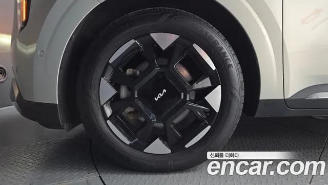 2024 Kia The New Carnival 4th Gen HEV 7seater Outdoor Nobless Sold VIN KNANC81ABRS015530 – photo 23 2024 Kia The New Carnival 4th Gen HEV 7seater Outdoor Nobless Sold VIN KNANC81ABRS015530 – photo 23
