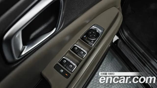 2025 Kia The New Carnival 4th Gen HEV 9seater Nobless Sold VIN KNANC81ABSS022355 – trunk area 2025 Kia The New Carnival 4th Gen HEV 9seater Nobless Sold VIN KNANC81ABSS022355 – trunk area