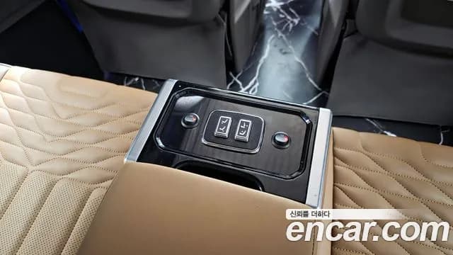 2025 Kia The New Carnival 4th Gen HEV 9-Seater Hi-Limousine (Special vehicle) Sold VIN KNANC81ABSS061089 – trunk area 2025 Kia The New Carnival 4th Gen HEV 9-Seater Hi-Limousine (Special vehicle) Sold VIN KNANC81ABSS061089 – trunk area