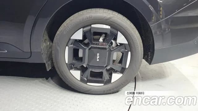 2026 Kia The New Carnival 4th Gen HEV 9seater Nobless Sold VIN KNANC81ABTS150171 – trunk area 2026 Kia The New Carnival 4th Gen HEV 9seater Nobless Sold VIN KNANC81ABTS150171 – trunk area