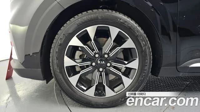 2021 Kia Carnival 4Generation 9-Seater Noblesse Sold VIN KNANC81BBMS003762 – exterior detail 2021 Kia Carnival 4Generation 9-Seater Noblesse Sold VIN KNANC81BBMS003762 – exterior detail
