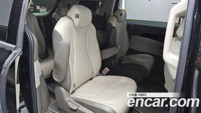 2021 Kia Carnival 4th Gen 9-Seater Noblesse Sold VIN KNANC81BBMS007353 – photo 14 2021 Kia Carnival 4th Gen 9-Seater Noblesse Sold VIN KNANC81BBMS007353 – photo 14