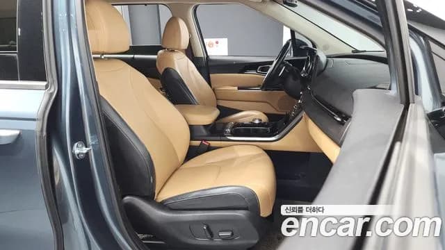 2021 Kia Carnival 4Generation 9-Seater Noblesse Sold VIN KNANC81BBMS064019 – exterior detail 2021 Kia Carnival 4Generation 9-Seater Noblesse Sold VIN KNANC81BBMS064019 – exterior detail