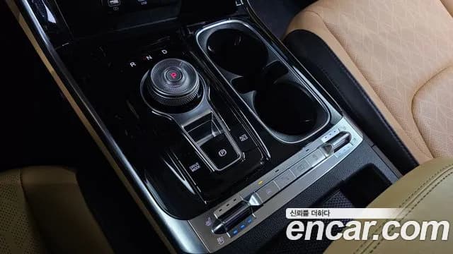2021 Kia Carnival 4Generation 9-Seater Noblesse Sold VIN KNANC81BBMS065164 – exterior detail 2021 Kia Carnival 4Generation 9-Seater Noblesse Sold VIN KNANC81BBMS065164 – exterior detail