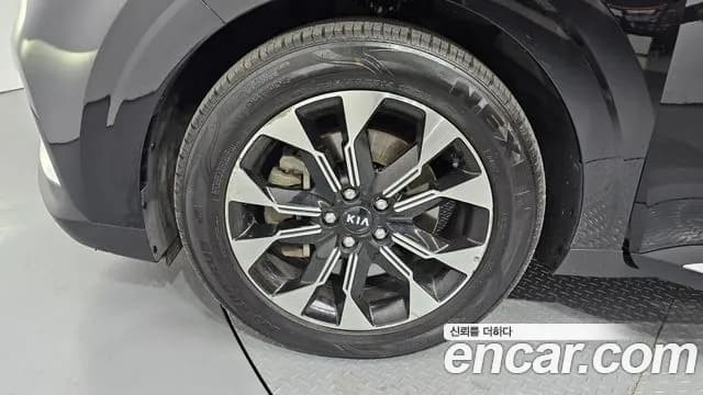 2021 Kia Carnival 4Generation 9-Seater Noblesse Sold VIN KNANC81BBMS065164 – photo 17 2021 Kia Carnival 4Generation 9-Seater Noblesse Sold VIN KNANC81BBMS065164 – photo 17