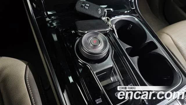 2021 Kia Carnival 4th Gen 7-Seater Noblesse Sold VIN KNANC81BBMS073967 – undercarriage 2021 Kia Carnival 4th Gen 7-Seater Noblesse Sold VIN KNANC81BBMS073967 – undercarriage