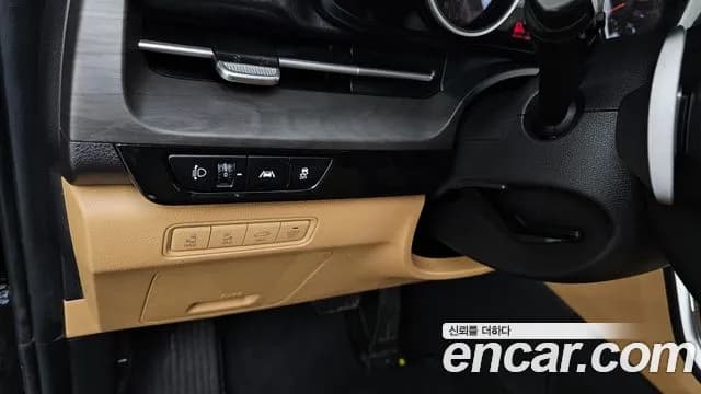 2021 Kia Carnival 4Generation 9-Seater Noblesse Sold VIN KNANC81BBMS077259 – rear exterior 2021 Kia Carnival 4Generation 9-Seater Noblesse Sold VIN KNANC81BBMS077259 – rear exterior