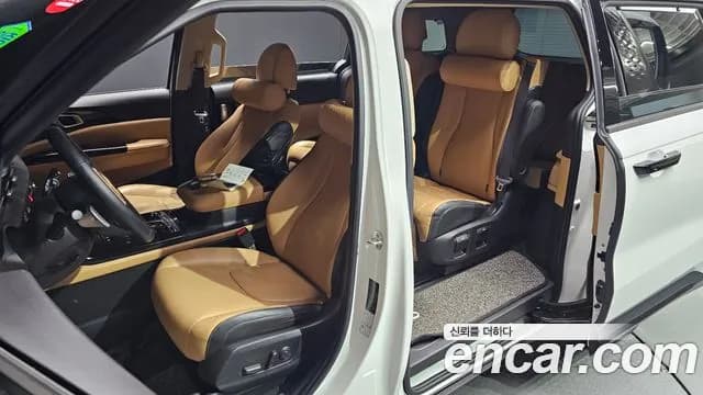 2021 Kia Carnival 4th Gen 7-Seater Noblesse Sold VIN KNANC81BBMS099600 – interior seats 2021 Kia Carnival 4th Gen 7-Seater Noblesse Sold VIN KNANC81BBMS099600 – interior seats